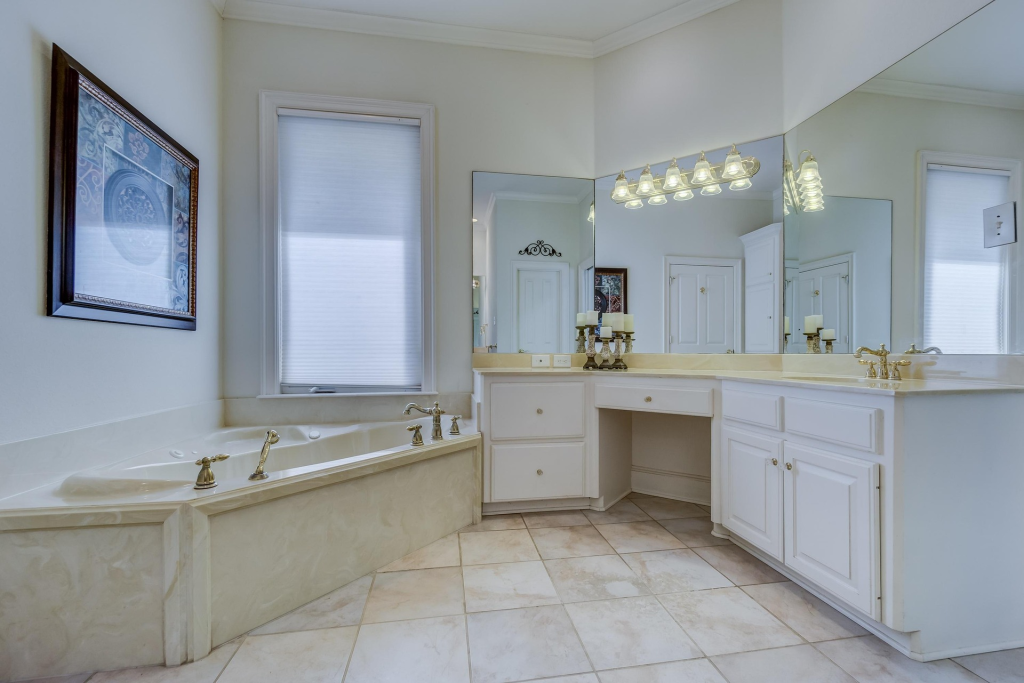 What Are The Average Costs For Bathroom Cabinet Installation In Calgary